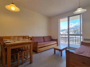 Appartement 2 pièces, 5 pers, proche pistes, commerces et télésiège, parking gratuit - FR-1-525-267